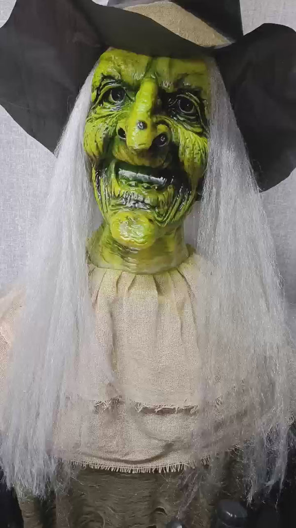Bruja Con Caldera Animatronics 160Cm X1Uni